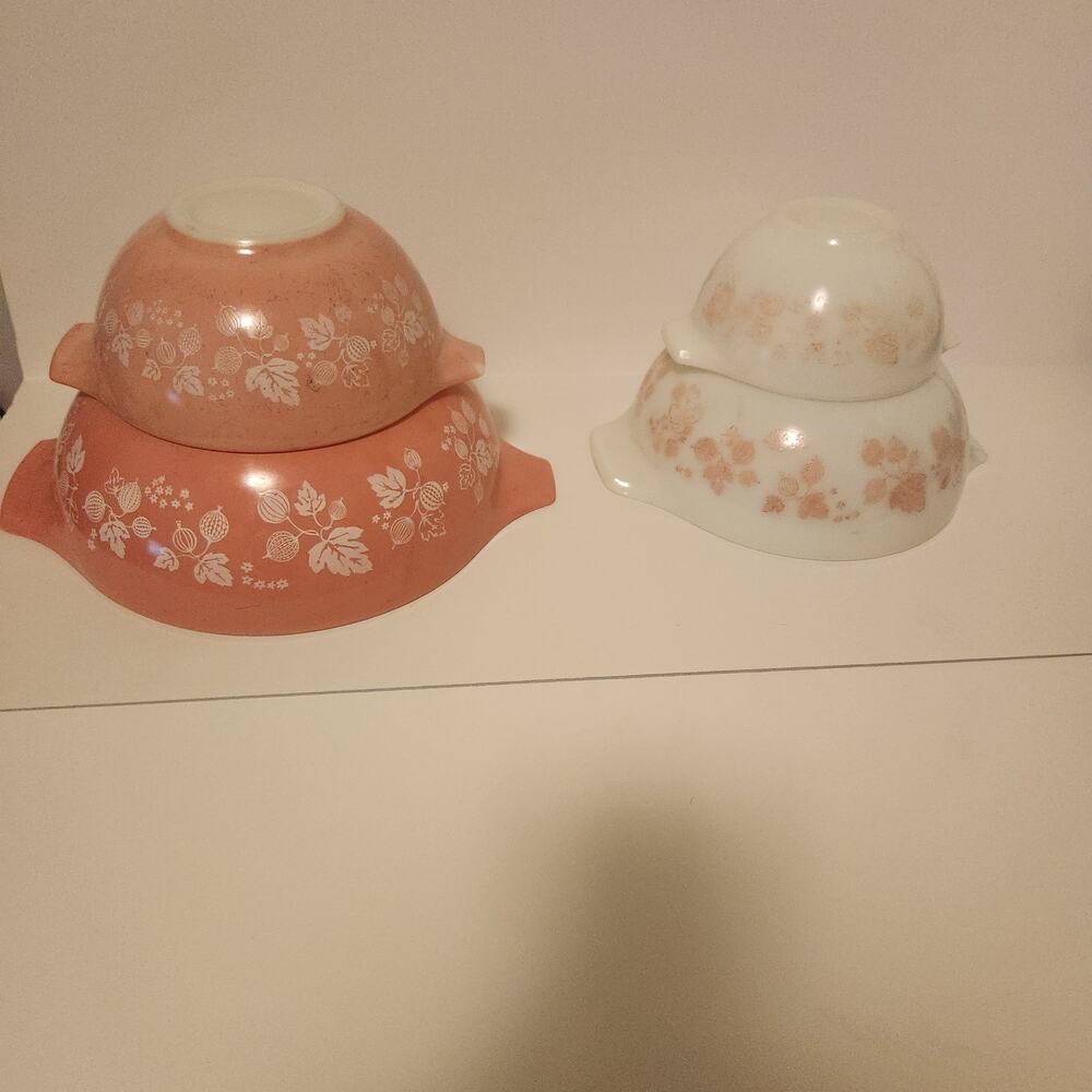 Vintage Pyrex Gooseberry Pink White Cinderella Nesting Bowls Set 441 442 443 444